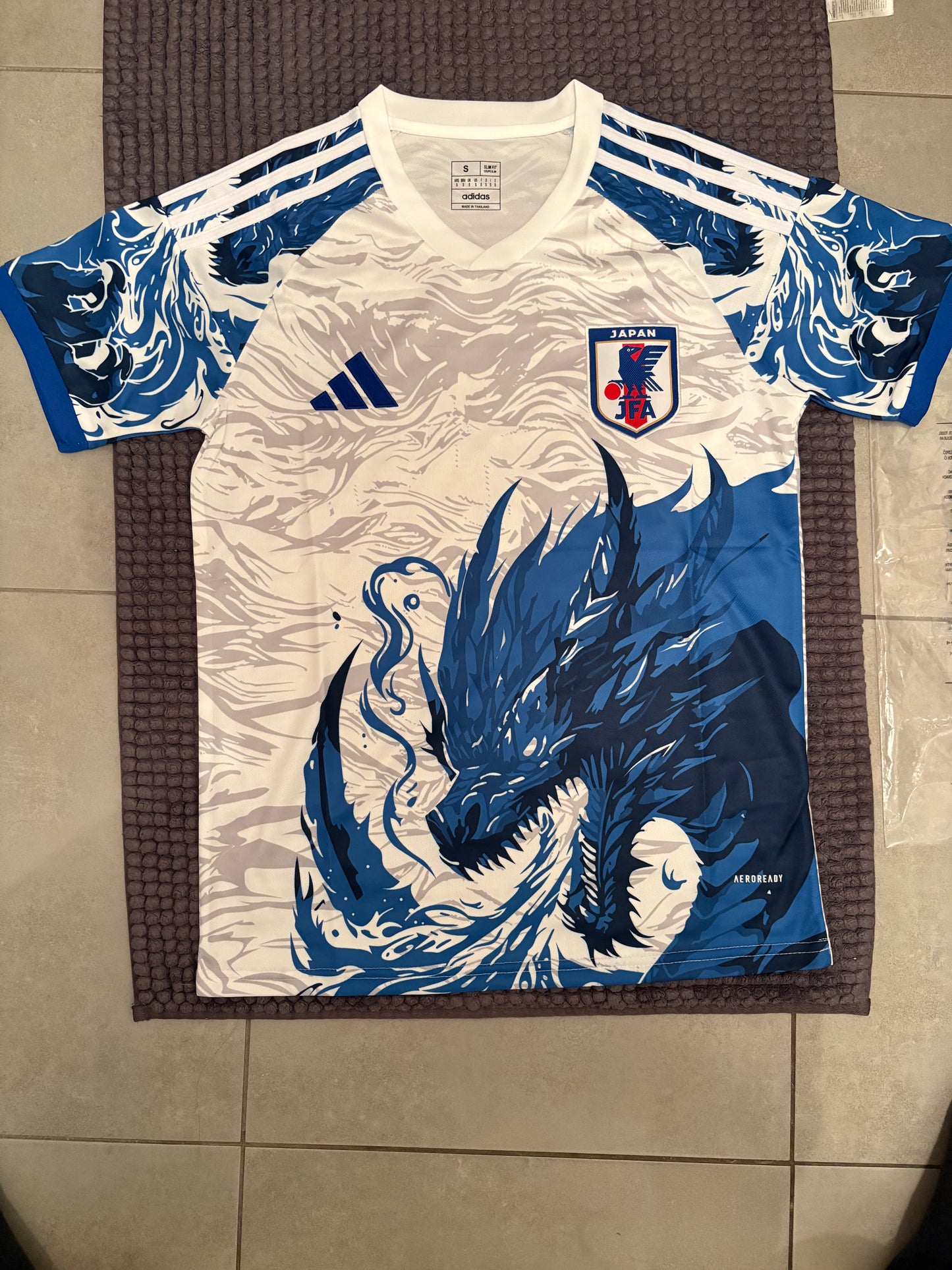 Maillot de foot Japon concept dragon bleu