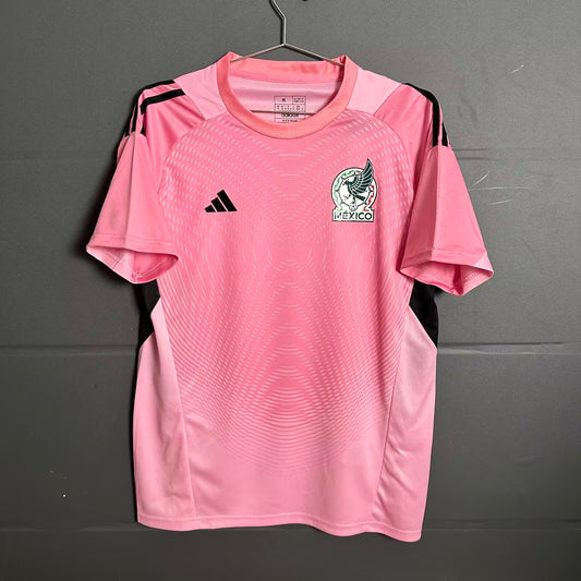Maillot de foot Mexique concept rose